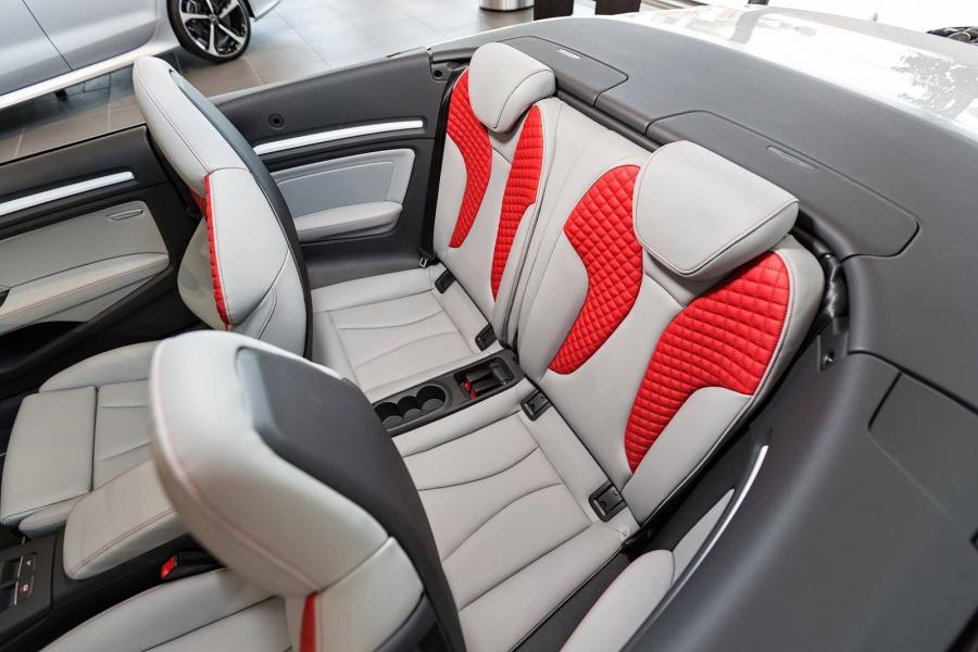 Интерьер Audi S3 Cabriolet by Audi Exclusive 2015 года  (фото 8 из 12)